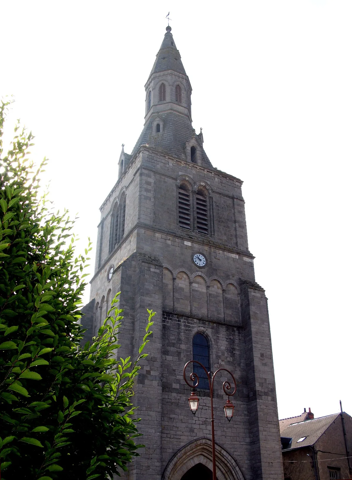 Église St Germain, La Chatre