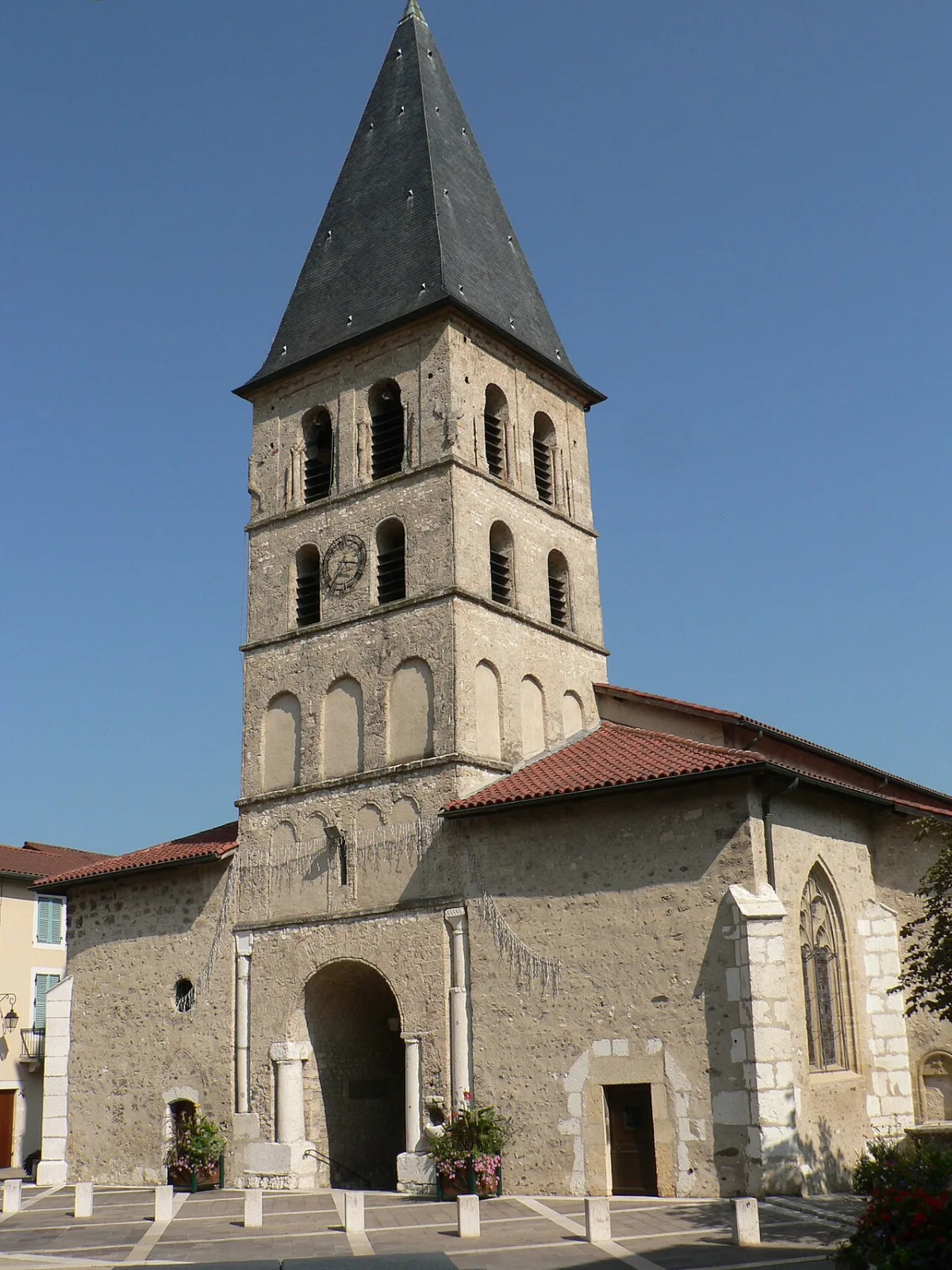 Église Saint-Laurent-des-Prés (Église de Tullins), Tullins