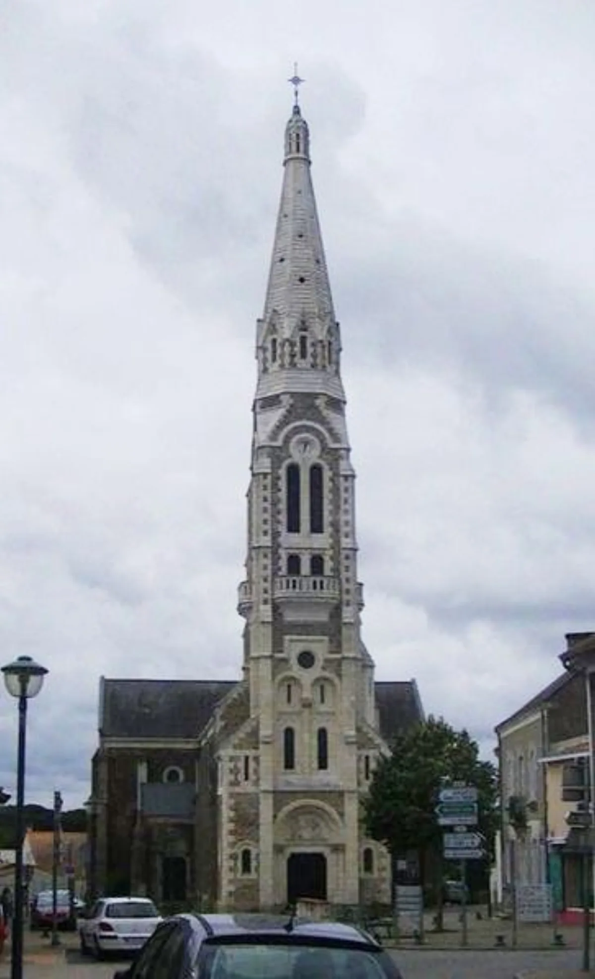 Église de Brains, Brains