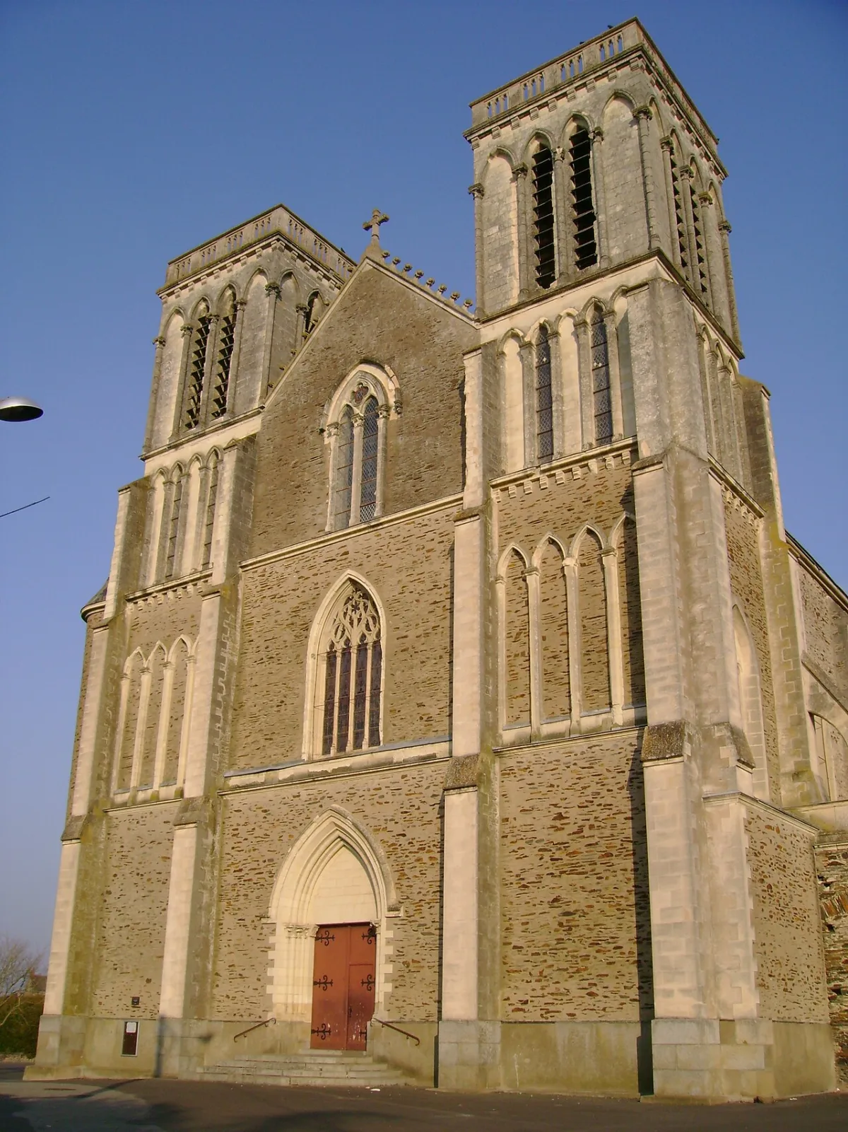 Église St Denis - CANDÉ -, Candé