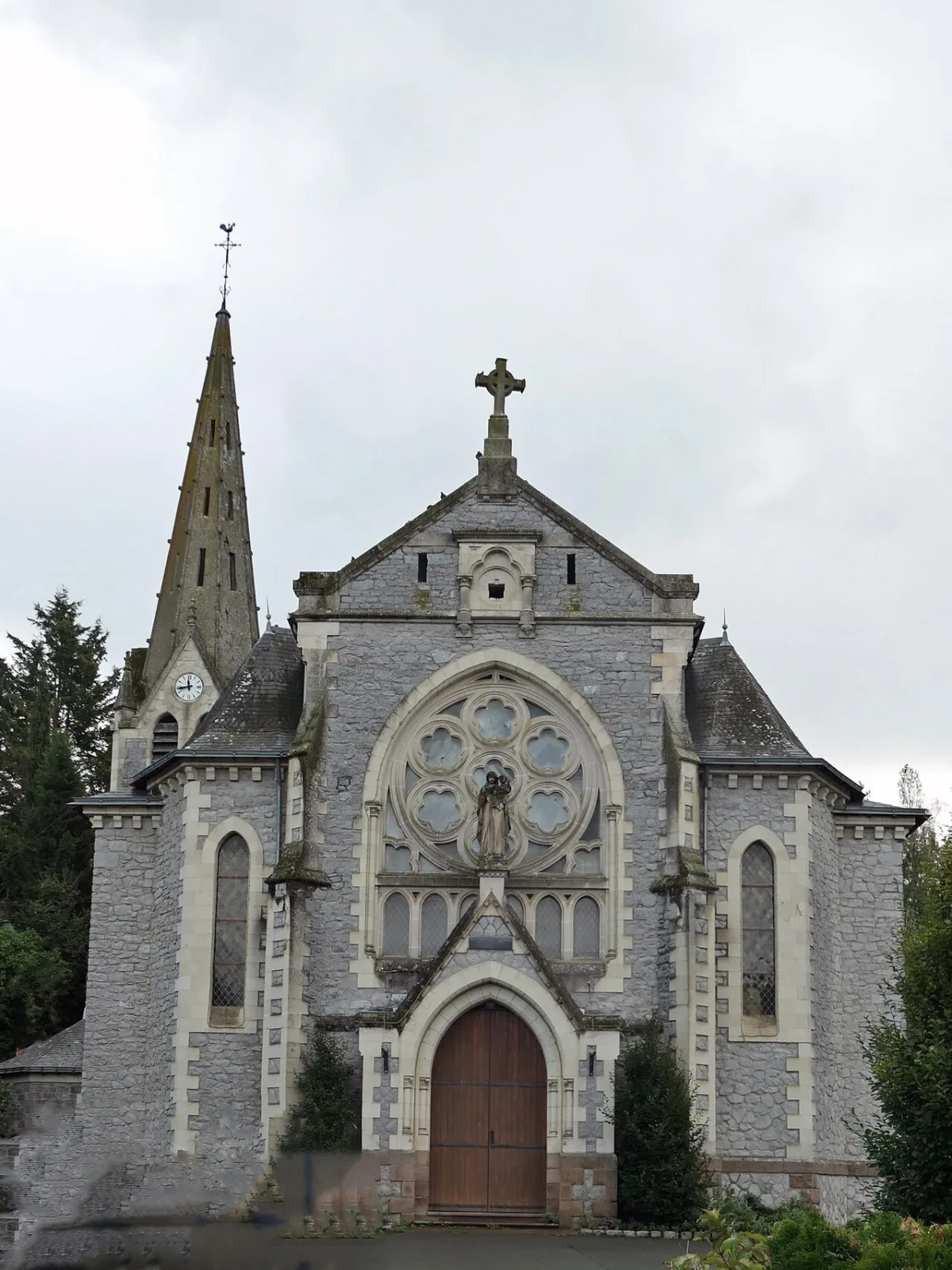 Saint Pierre, Chaudefonds Sur Layon