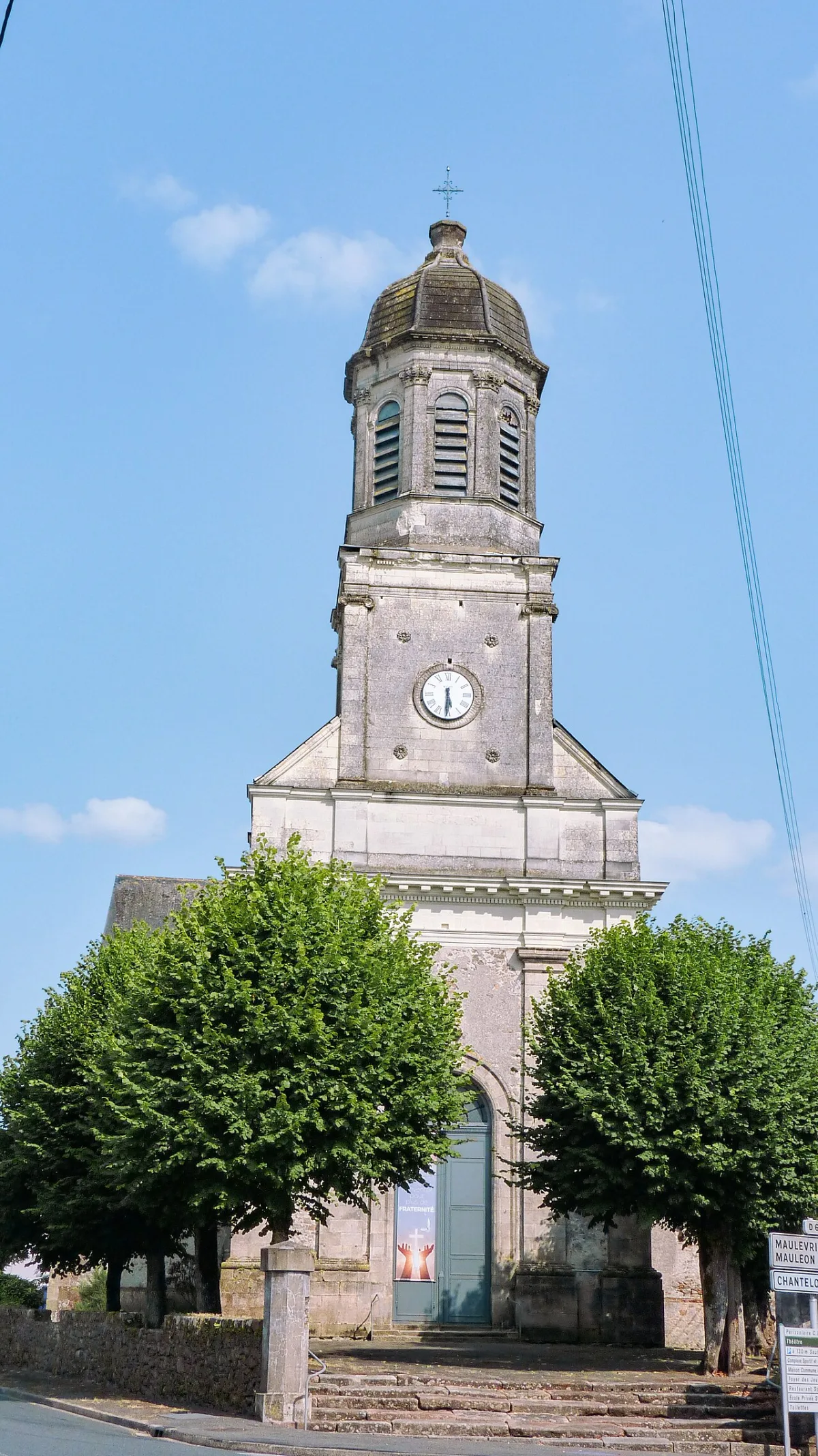 Église Saint Pierre, Vezins