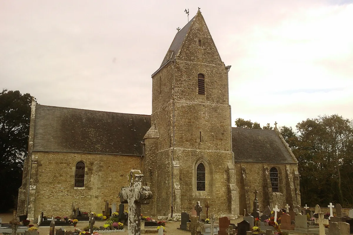 Église Saint-Georges (Etienville), Etienville
