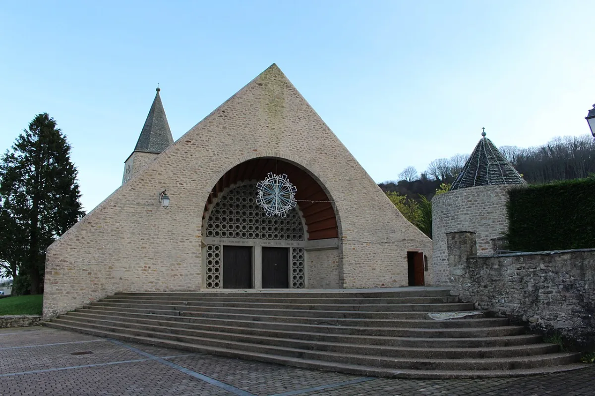 Église Notre Dame (Eglise d'URVILLE NACQUEVILLE), Urville Nacqueville