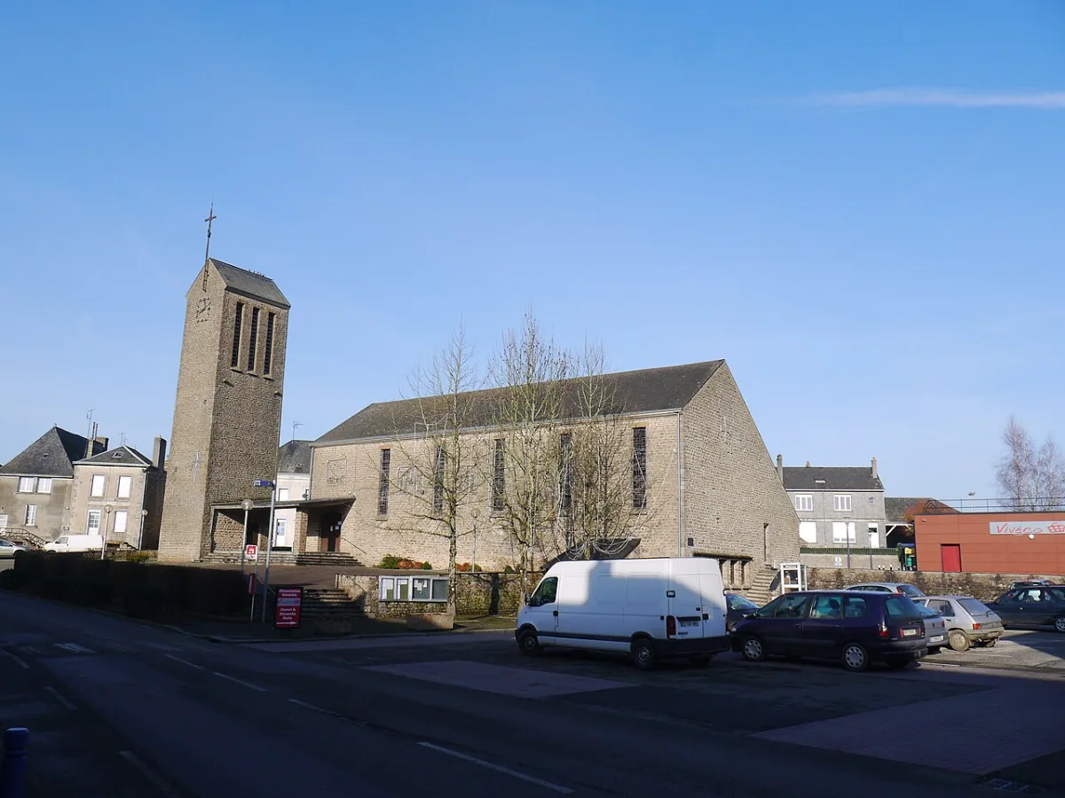 Église St Martin, Aron