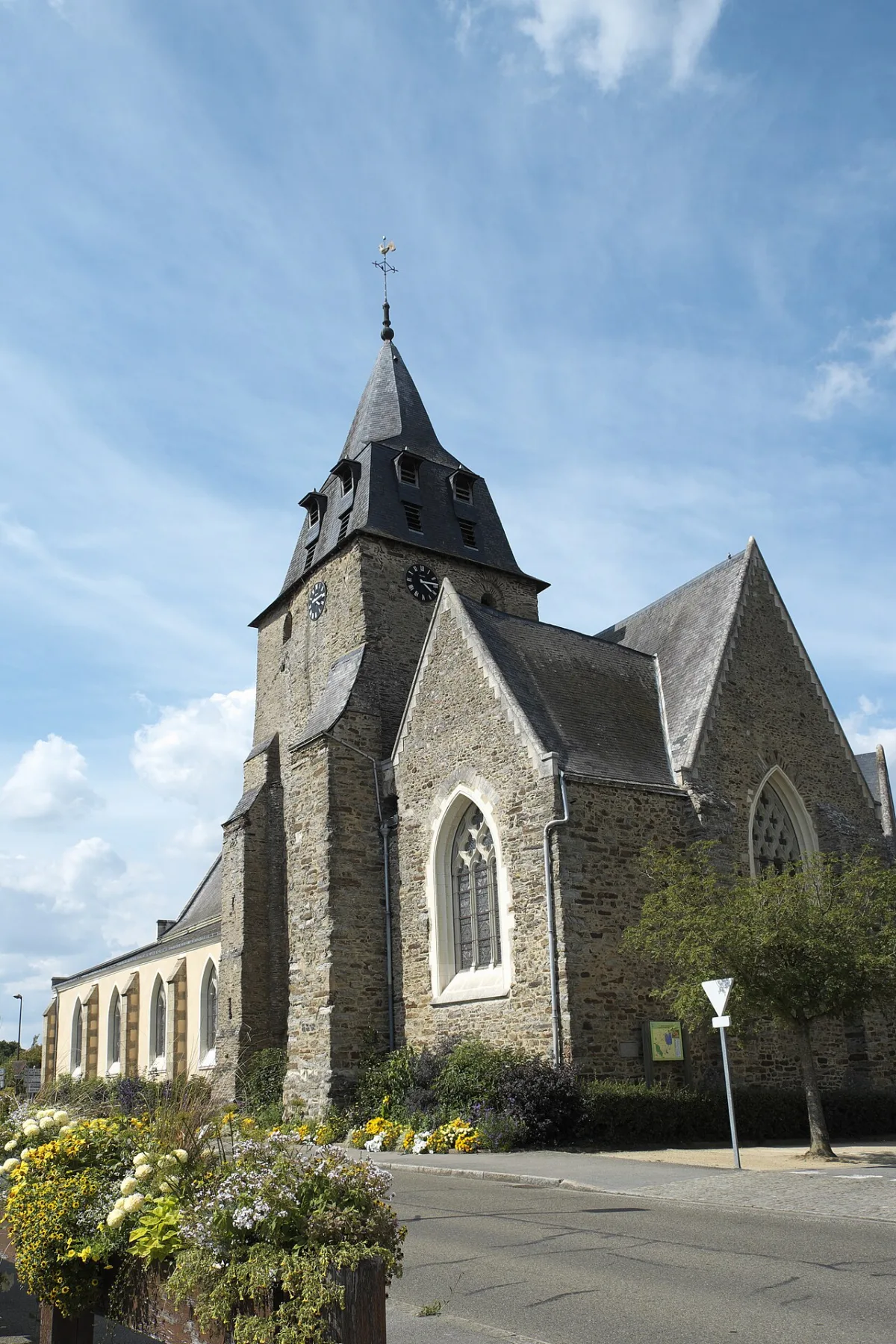 Saint Martin de Bazouges (Saint Martin de Bazouges), Chateau Gontier Bazouges