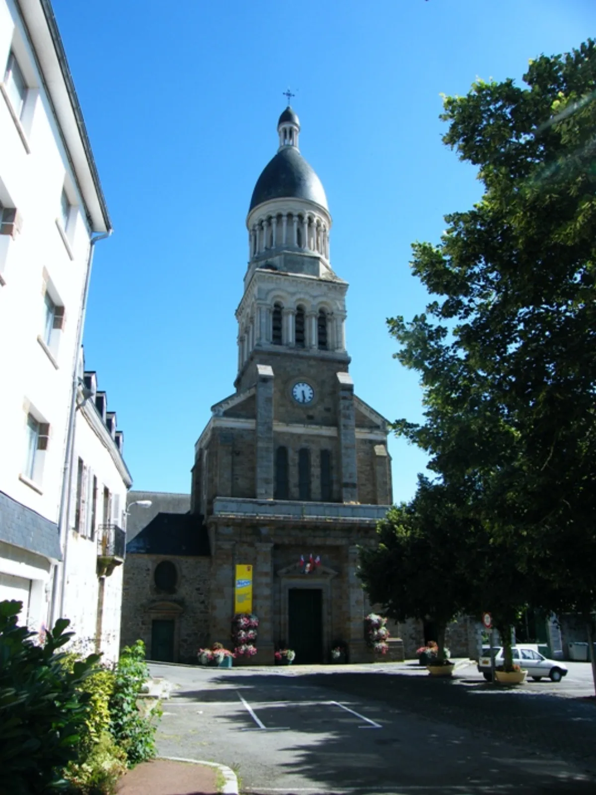 Église Notre-Dame de l’Assomption, Ernee