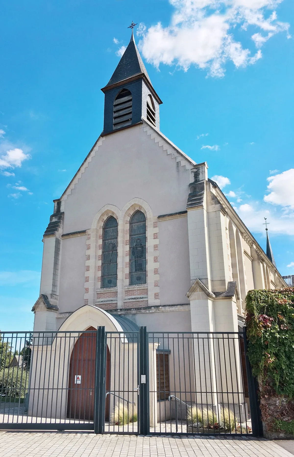Abbaye Notre Dame de la Coudre (cisterciennes Trappistines), Laval