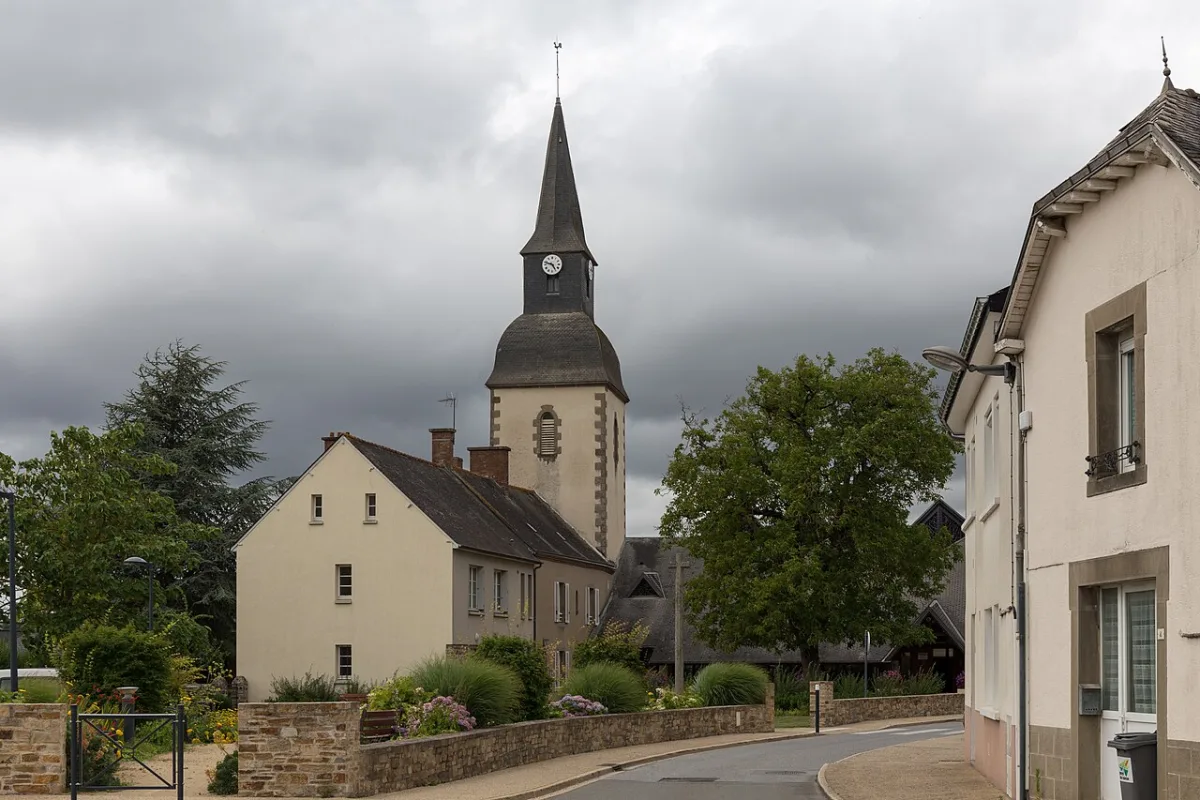 Église Saint Pierre, Saint Pierre La Cour