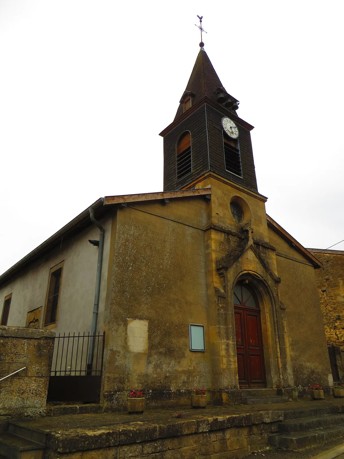 Saint Jean, Han Les Juvigny