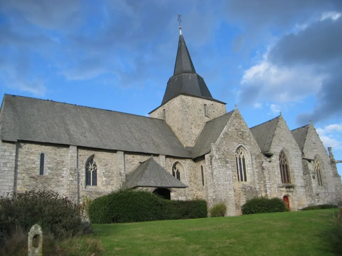Église Saint-Pierre (GUEGON), Guegon