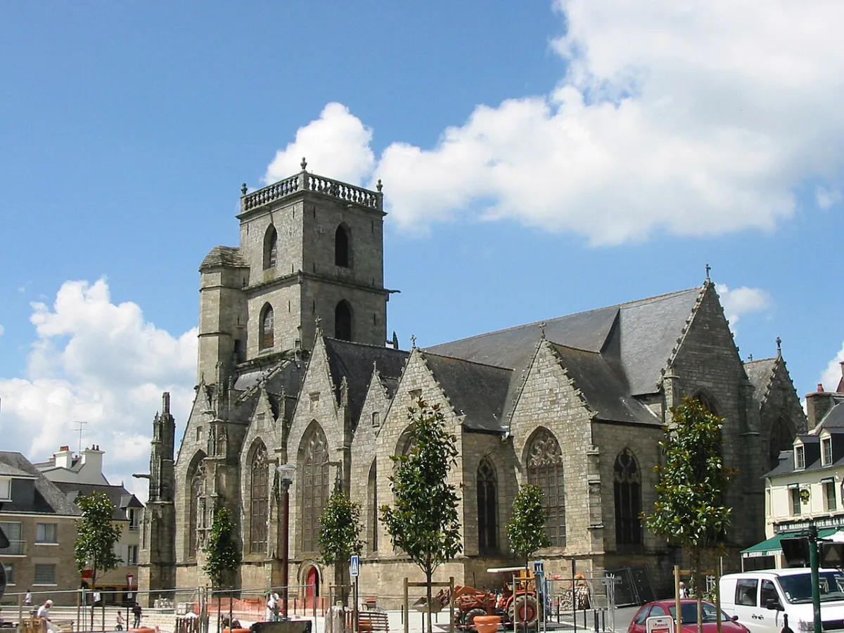 Église Saint-Armel (PLOERMEL), Ploermel
