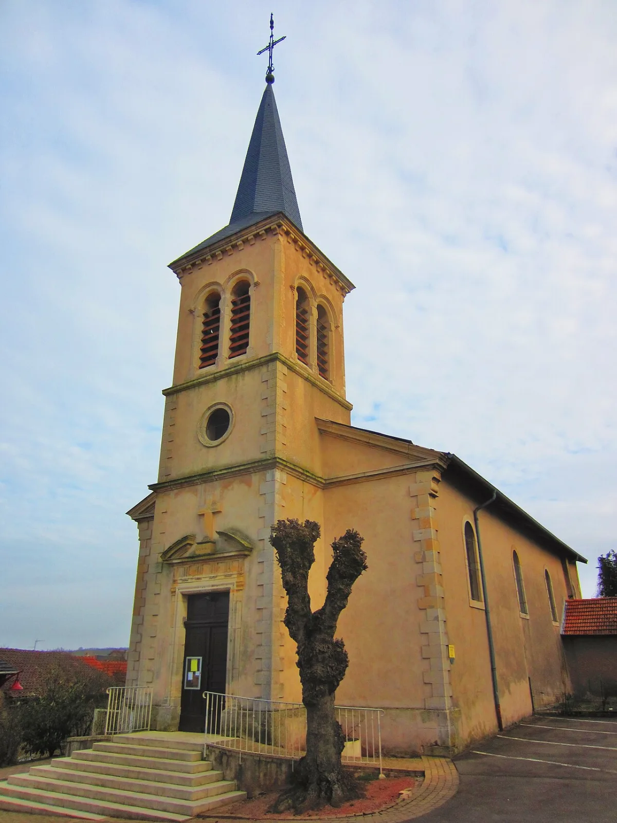 Saint Etienne, Solgne