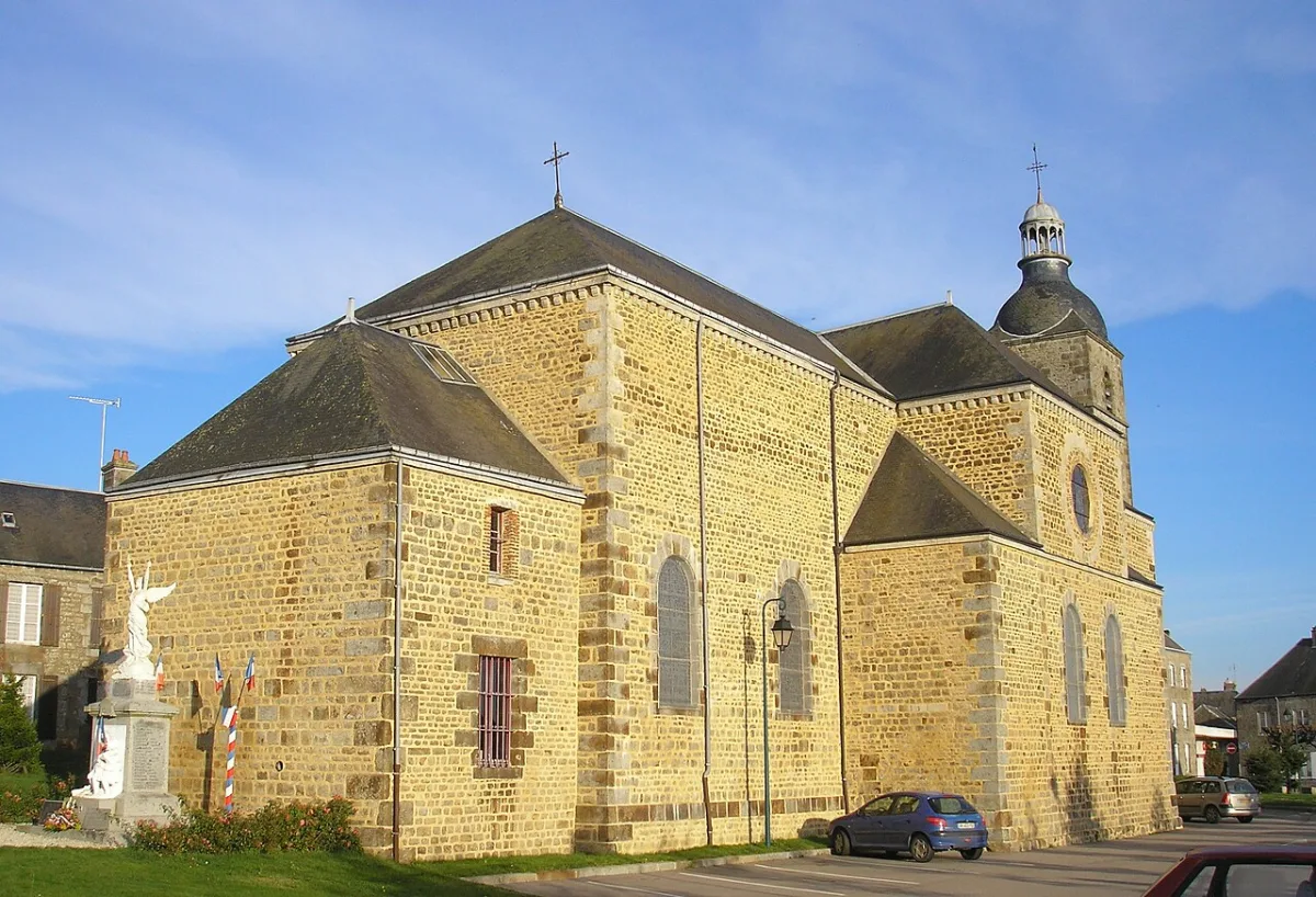 Église Notre Dame de l'Assomption (Carrouges), Carrouges