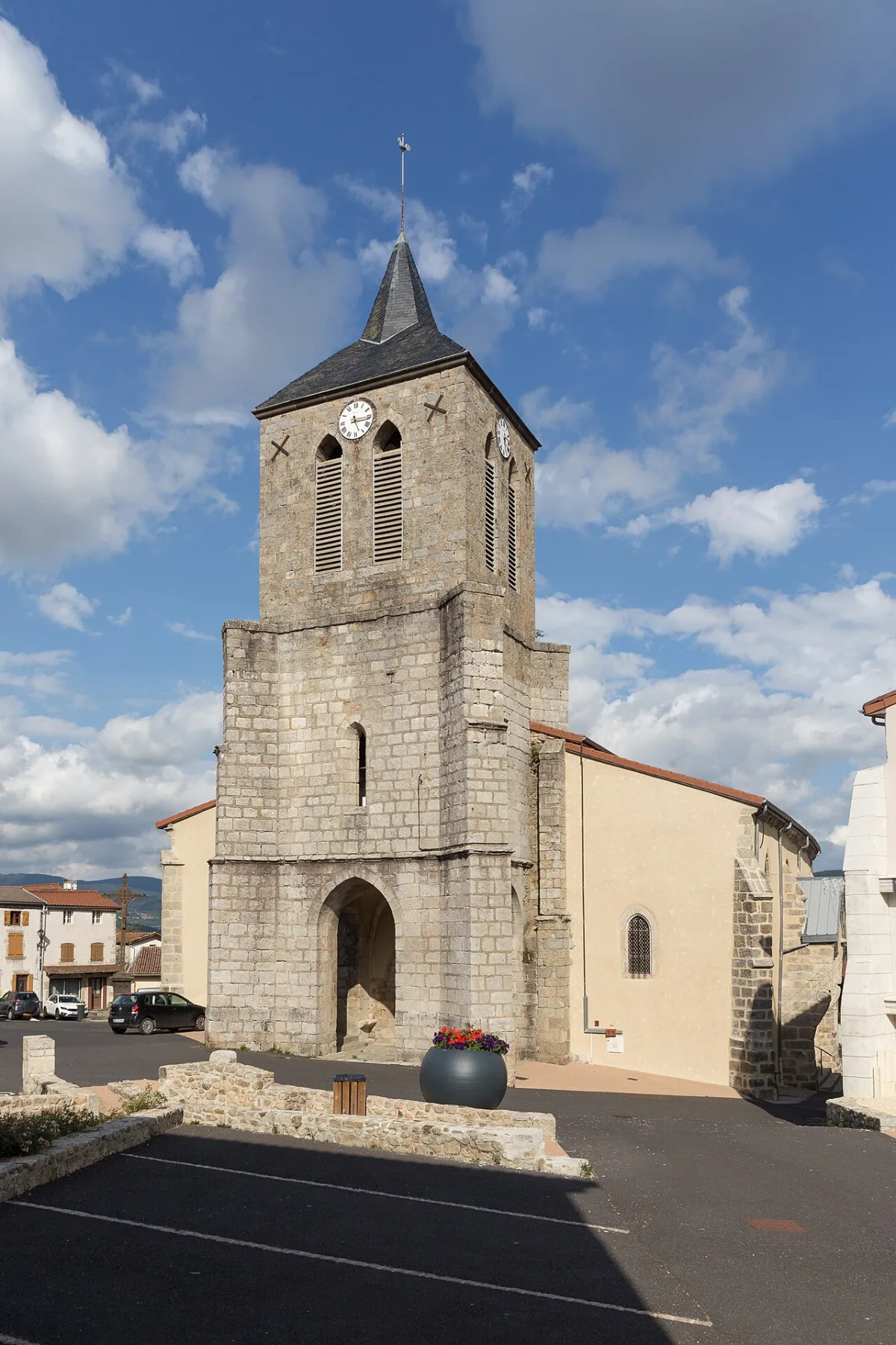 Eglise Saint Julien (Sainte-Anne), Celles Sur Durolle