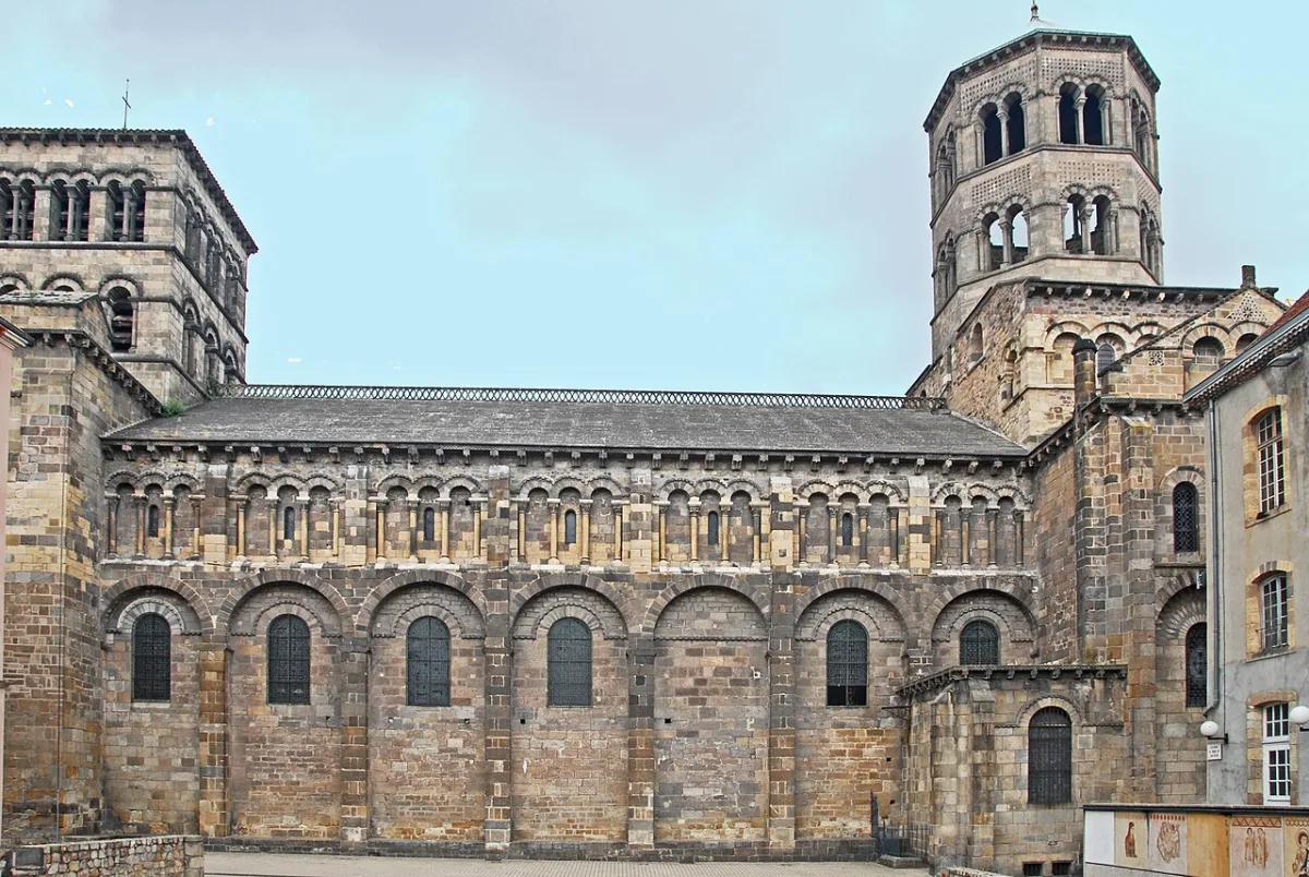 Eglise Saint Austremoine (patron St Paul), Issoire
