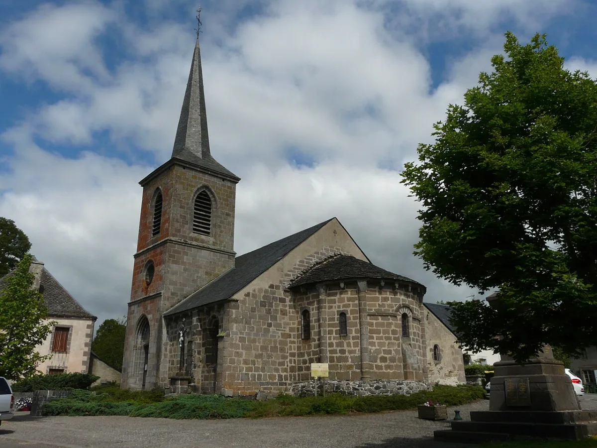 Eglise Saint-Donat (Saint-Six), Saint Donat