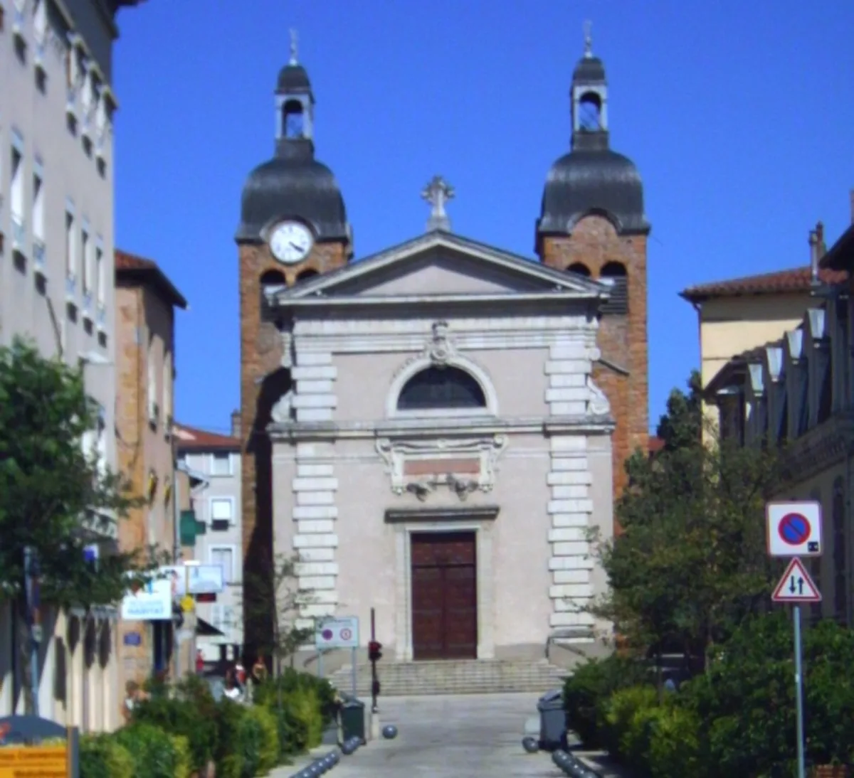 Notre Dame de l'Assomption, Neuville Sur Saone