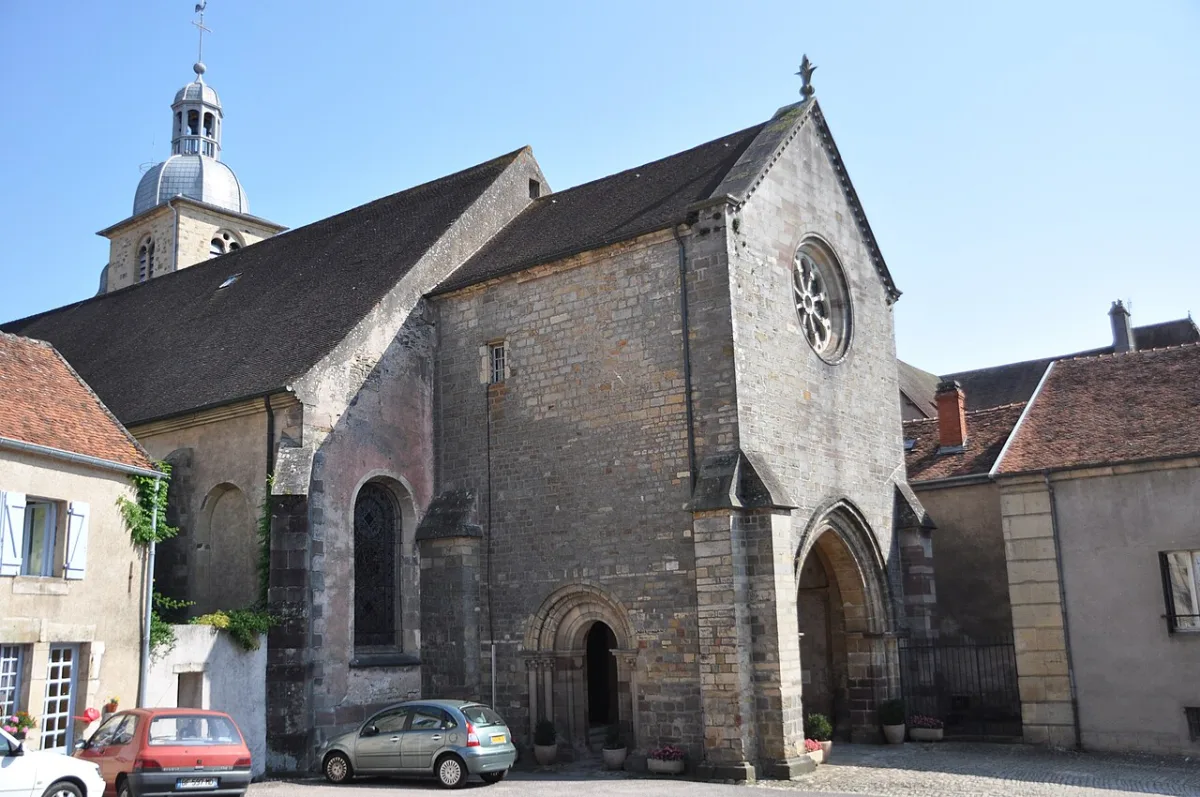 Basilique de Faverney, Faverney