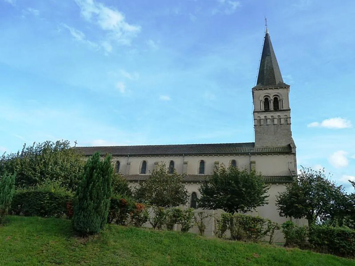 Église St Oyen, Saint Yan
