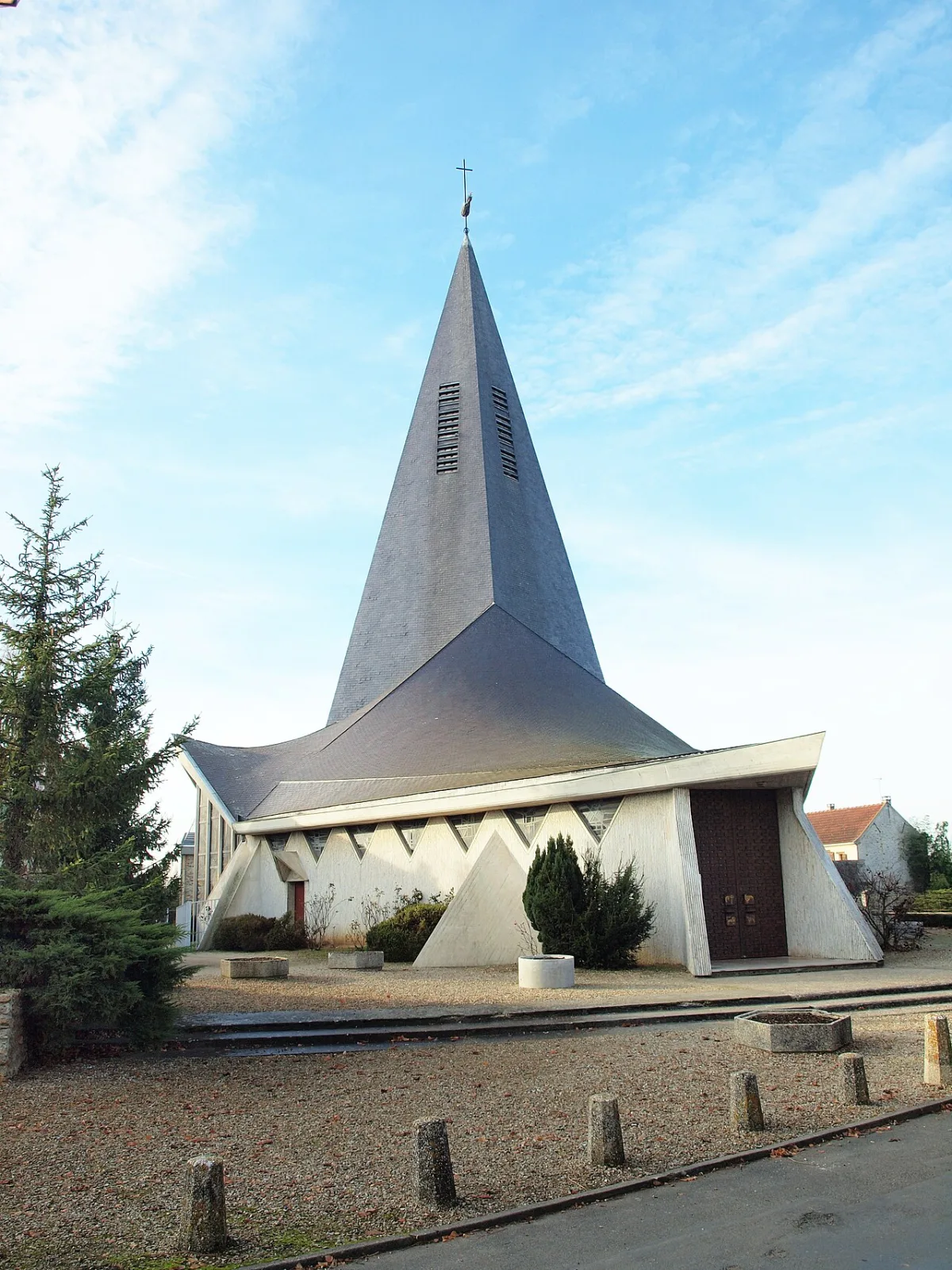 Notre Dame des Roses, Grisy Suisnes