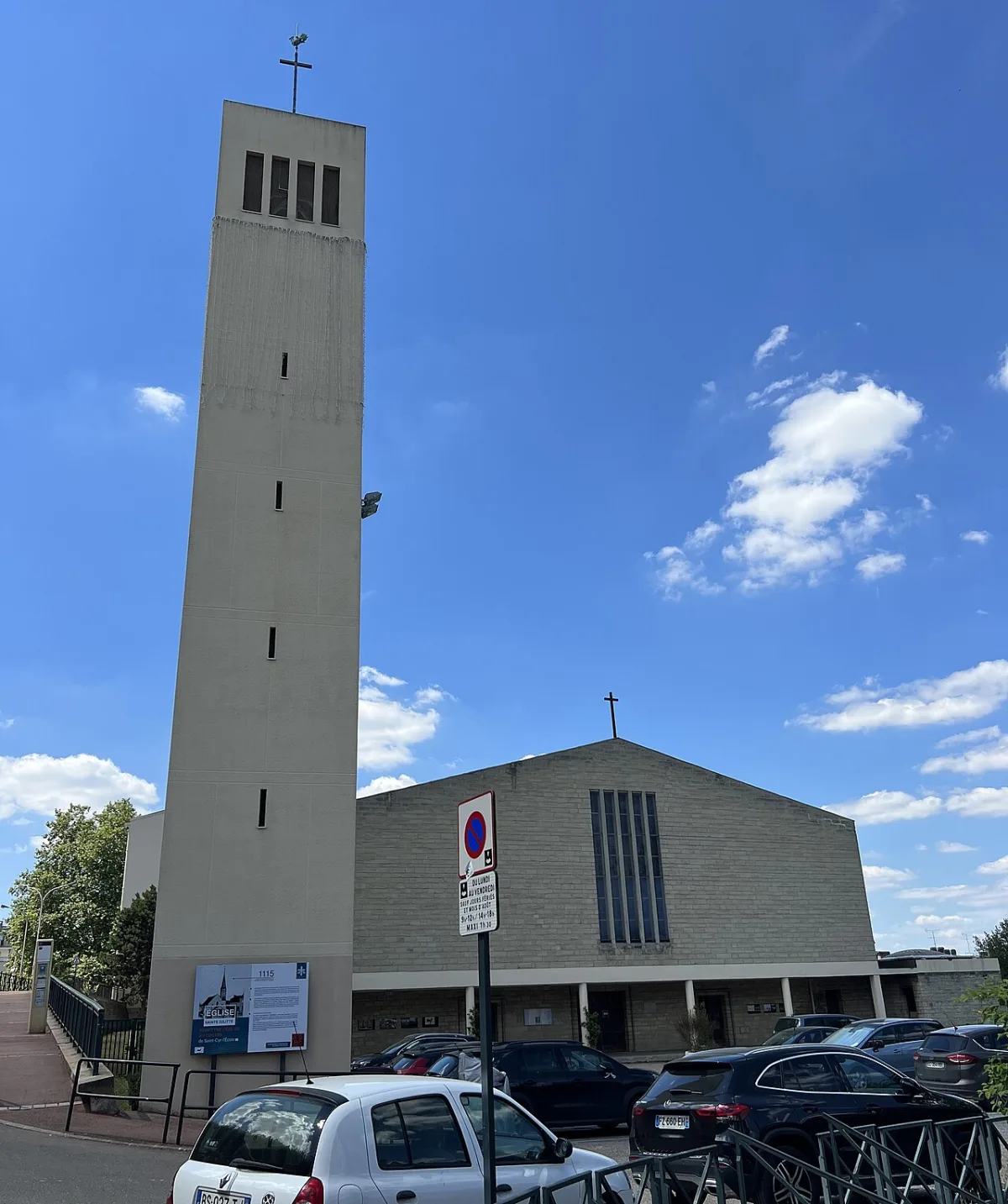 Saint Cyr (Eglise Saint-Cyr et Sainte-Julitte), Saint Cyr L'Ecole