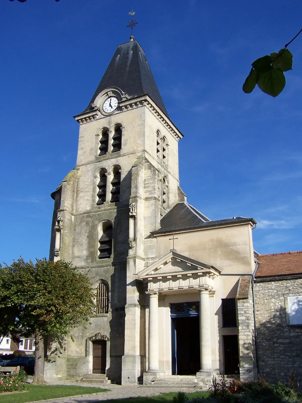 Saint Nom, Saint Nom La Breteche
