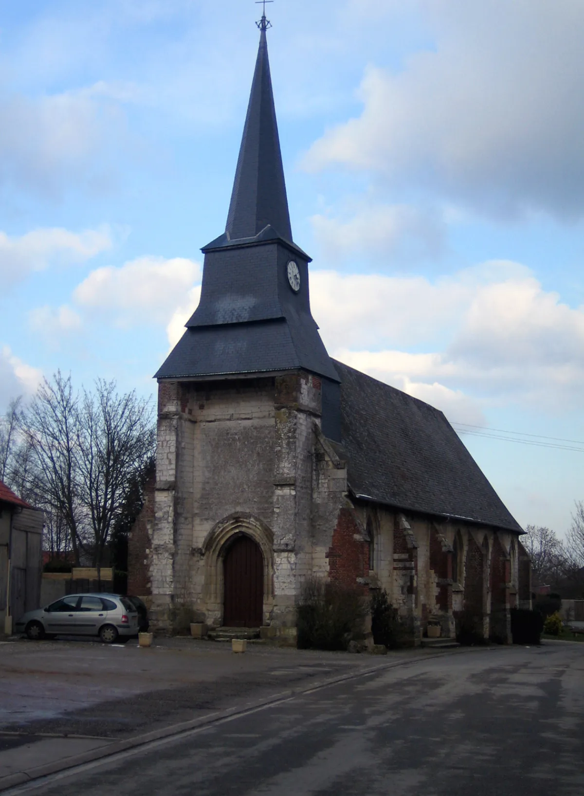 Église Saint-Cyr et Sainte-Julitte, Grattepanche