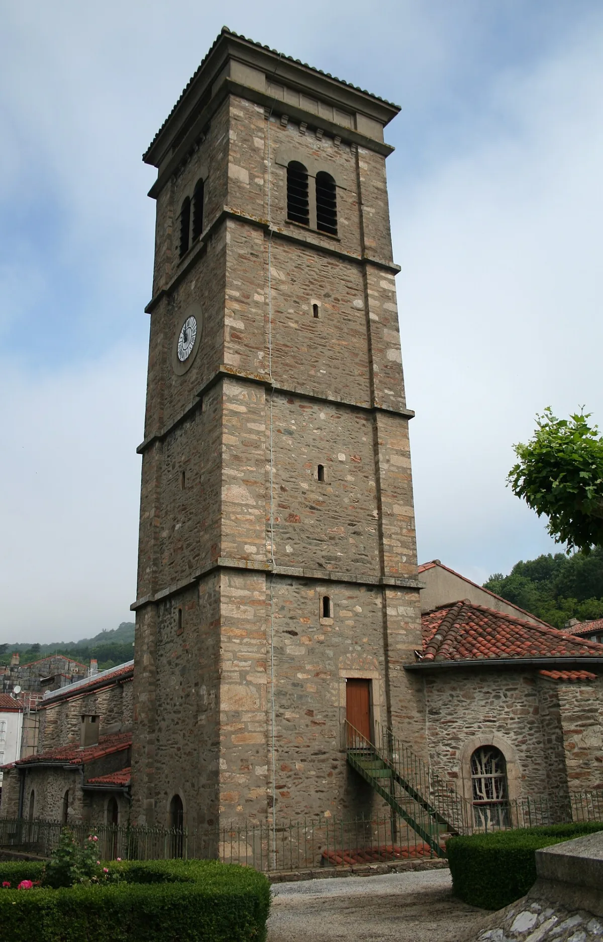 Saint Saturnin (Labastide Rx), Labastide Rouairoux