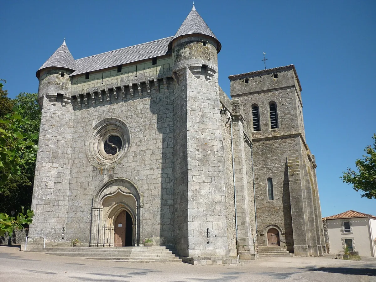 Église Saint Pierre (Le Boupère), Le Boupère