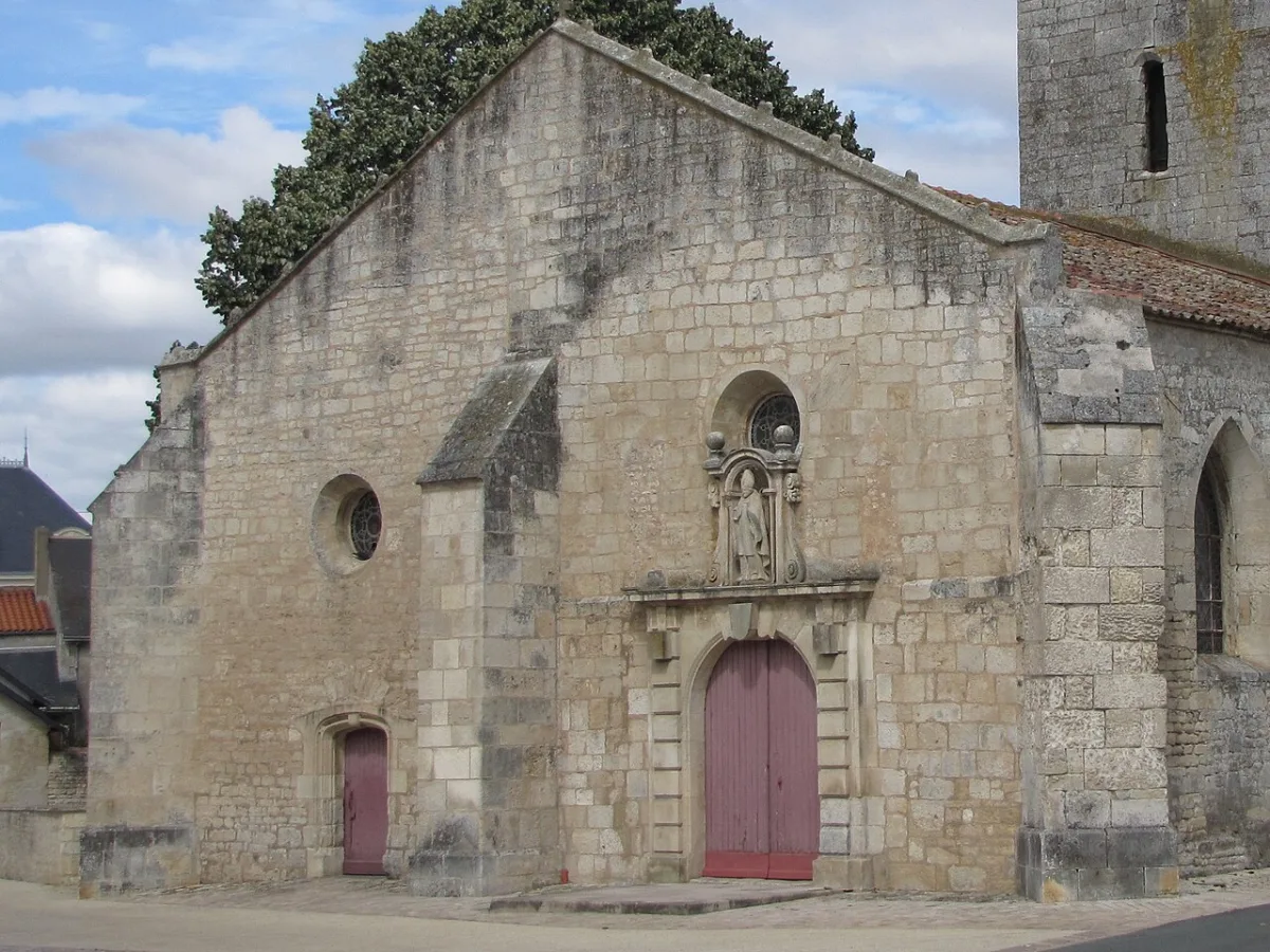 Église Saint Hilaire (Nalliers), Nalliers