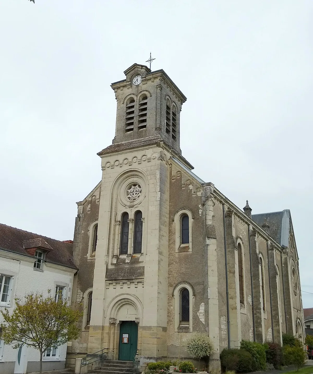 Saint-Gervais-les-Trois-Clochers (Saint-Gervais et Saint-Protais), Saint-Gervais-les-Trois-Clochers