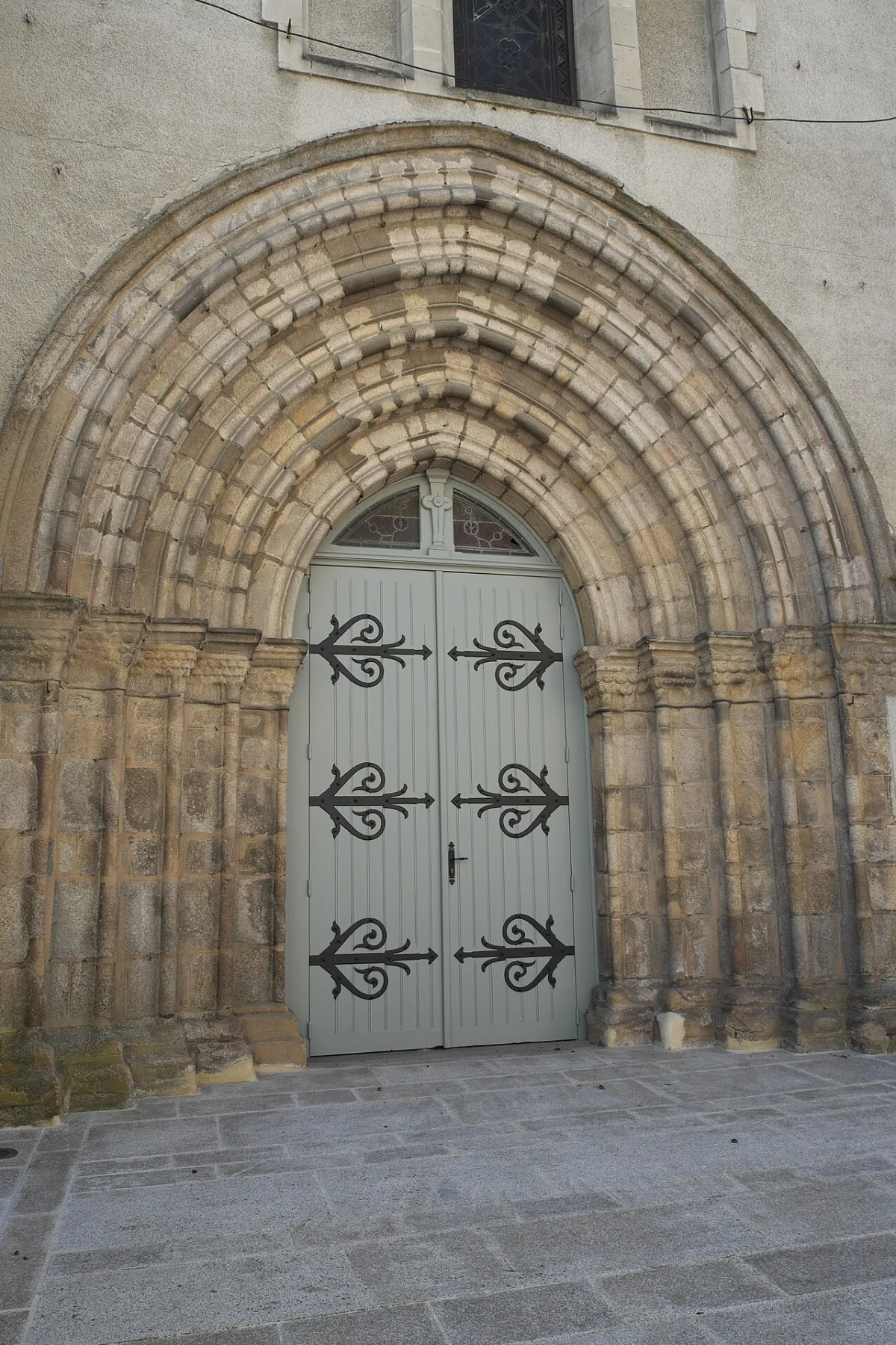 Eglise Ste Croix, Aixe Sur Vienne