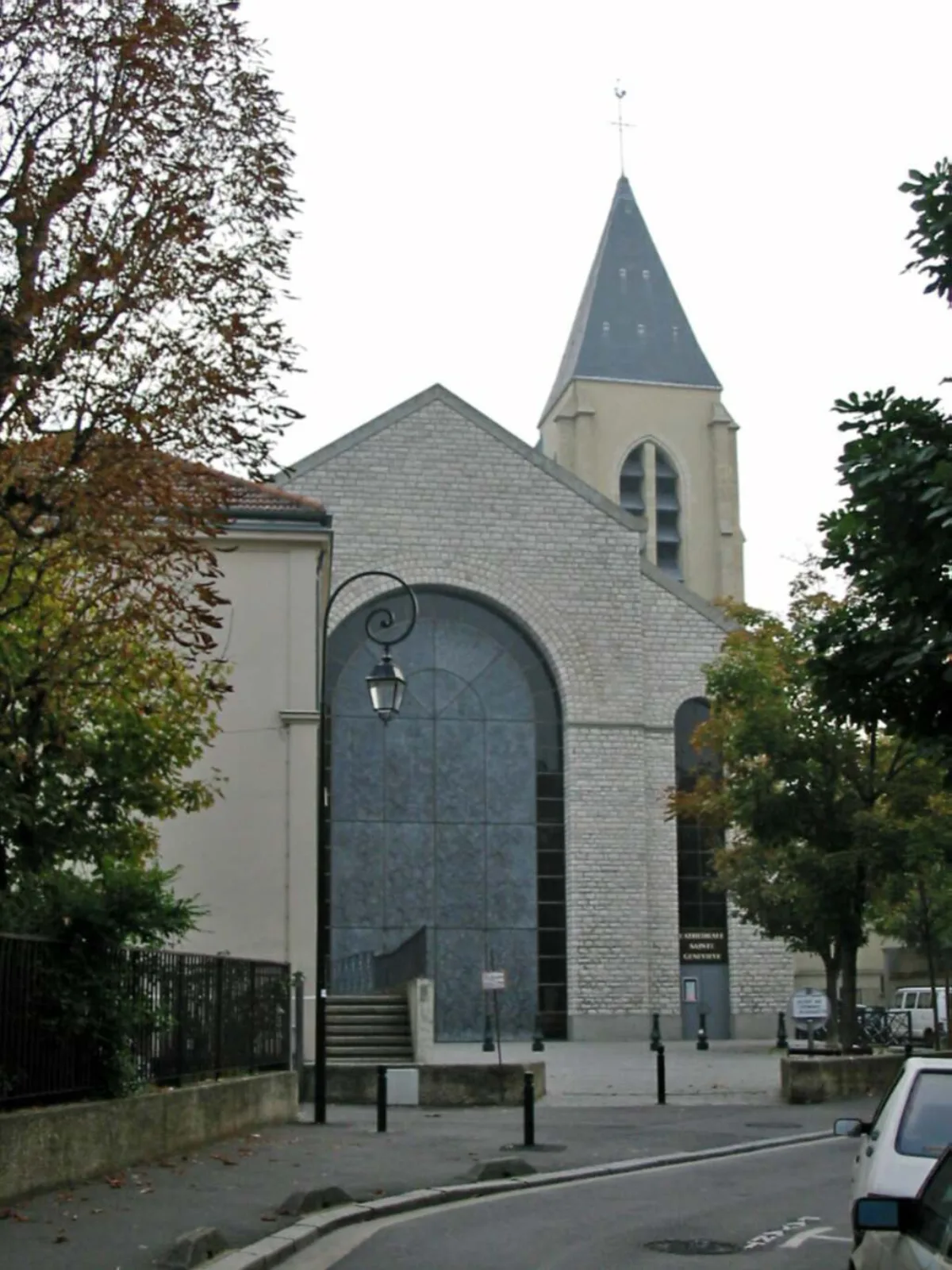 Cathédrale Sainte Geneviève, Nanterre
