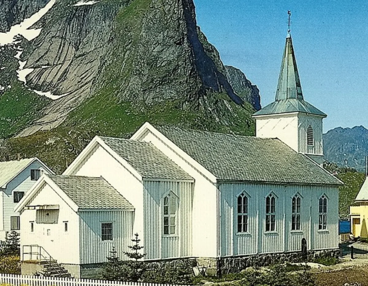 Reine kirke (messested), Reine