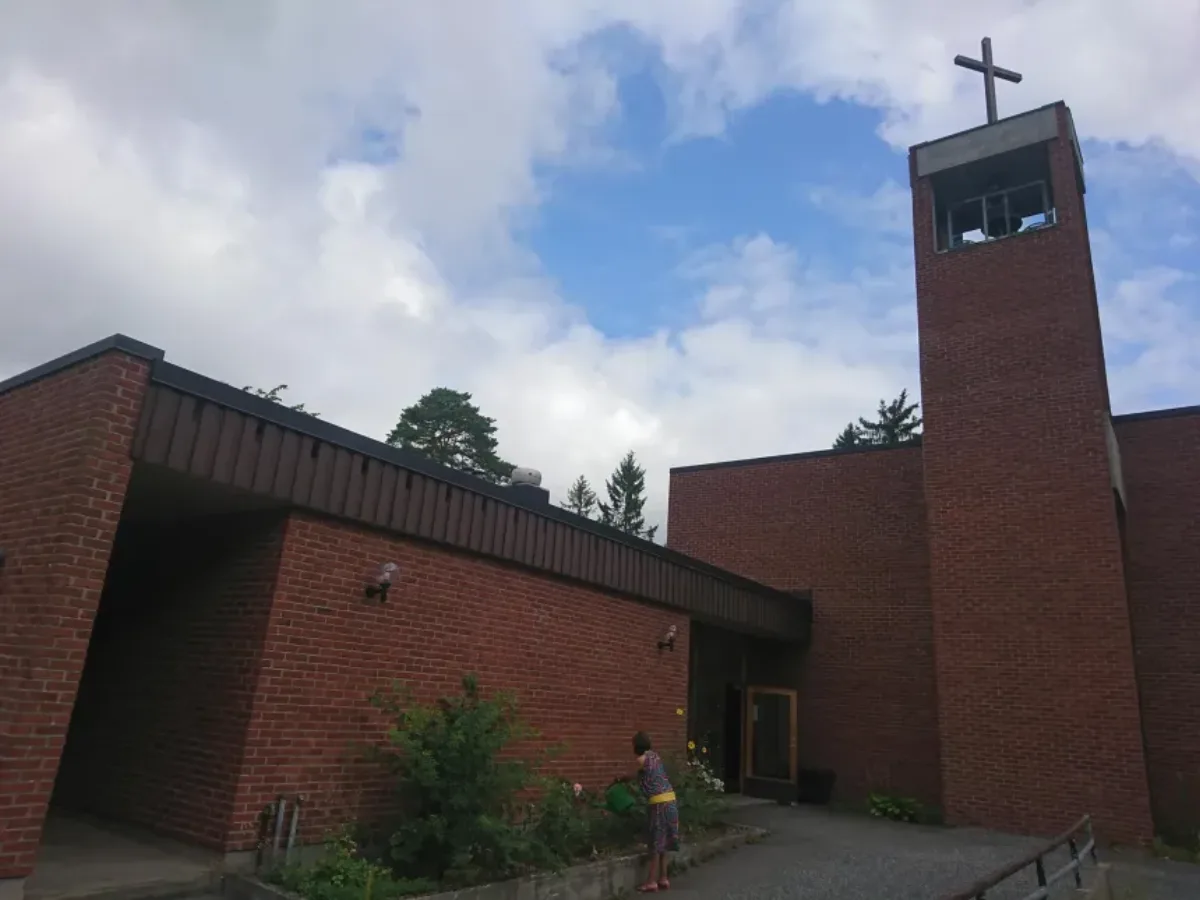 St. Elisabeth kirke, Hosle